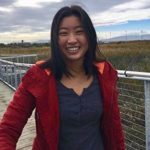 Meet your Posher, Kelly